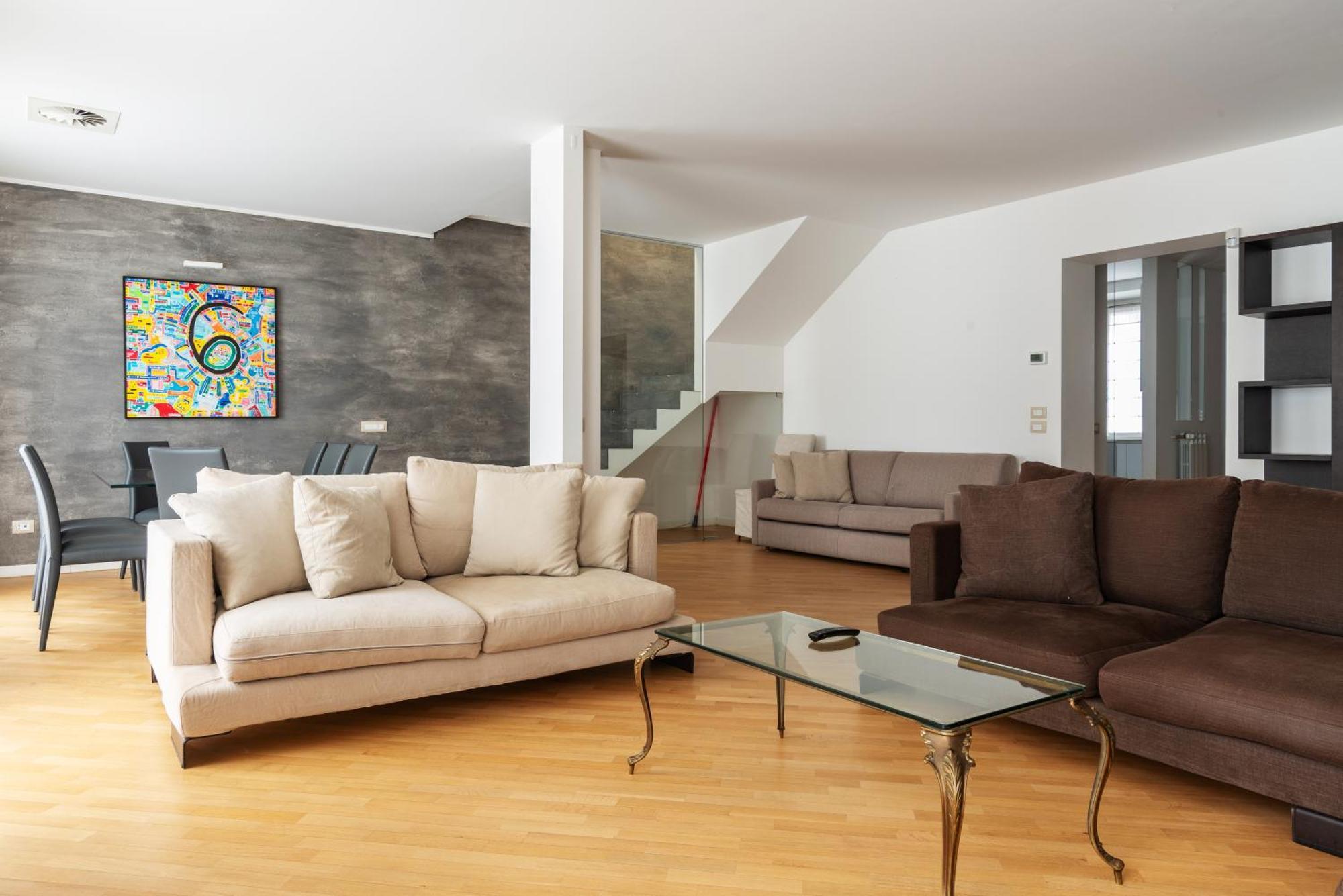 Appartement Ampio E Luminoso Trilocale In Zona Moscova